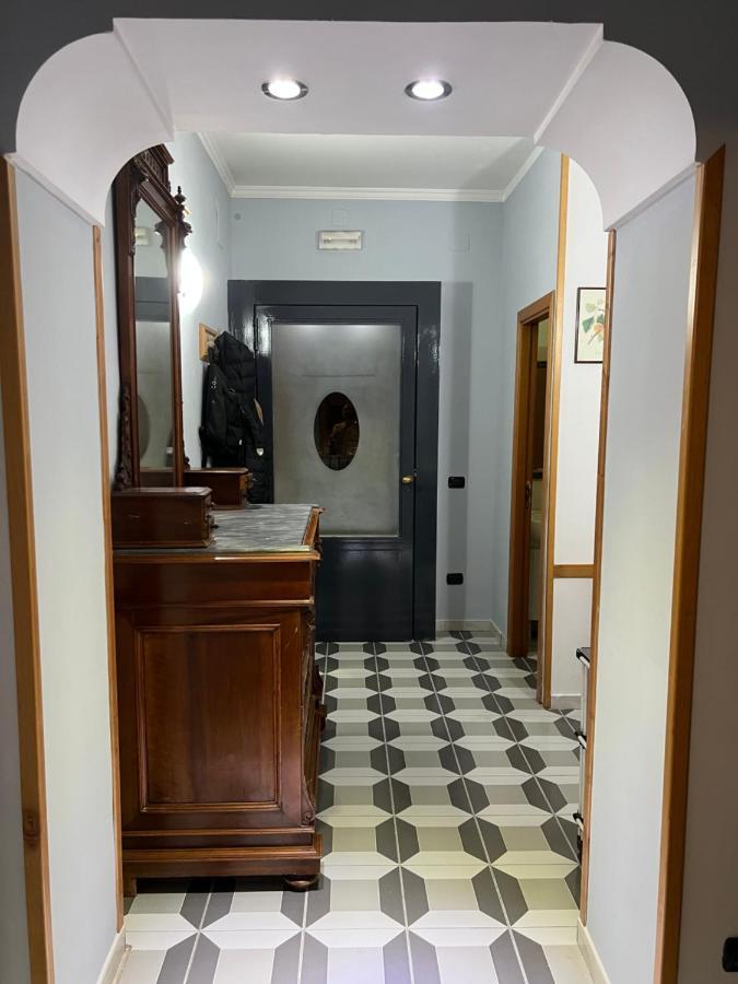 Villa Bell'E Buono Vicino Aeroporto Di Capodichino à Naples Extérieur photo